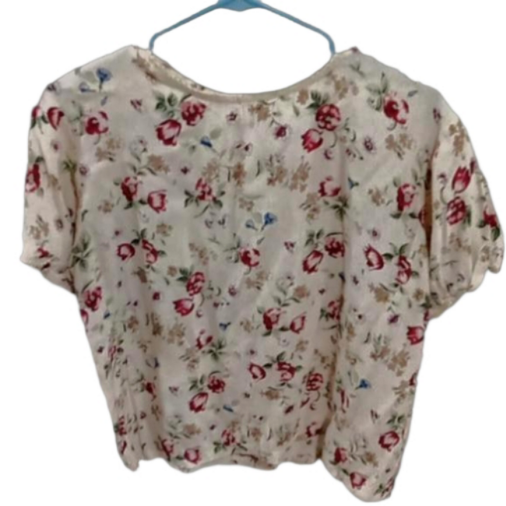( 341 ) Gina Peter's floral short Sleeve blouse